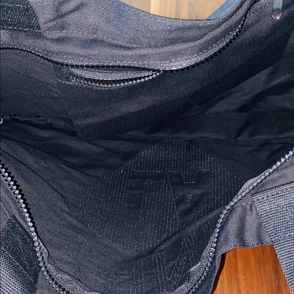 Sold - Picture 3 of 3